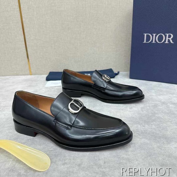 디올 2024 타임리스 CD와펜 로퍼 구두 신발