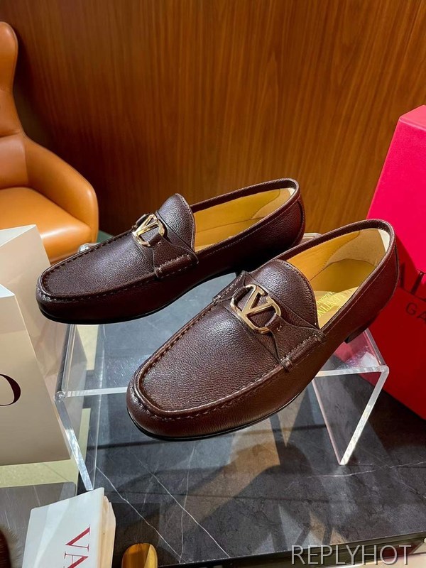 발렌티노 2024 V로고 와펜 페니 로퍼 구두 신발