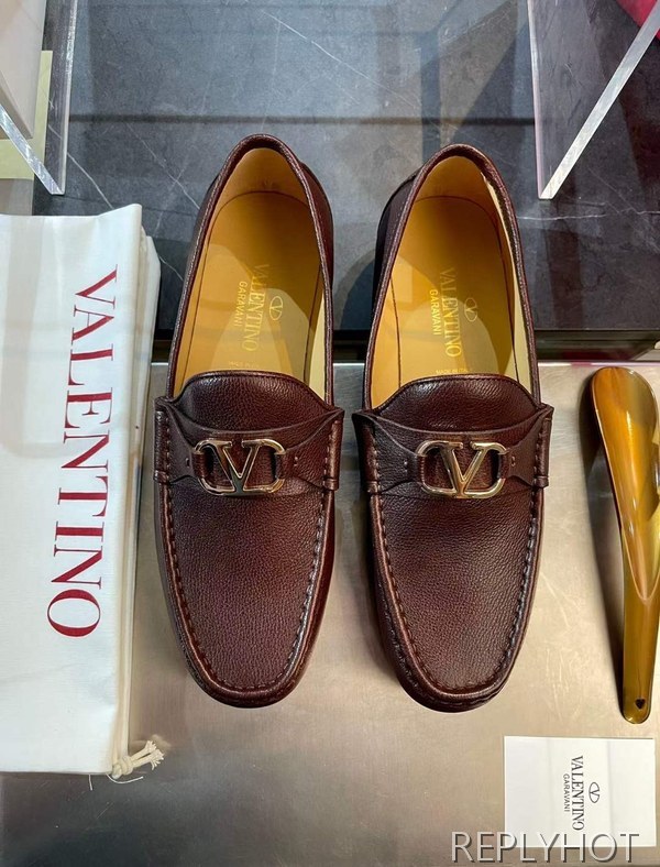 발렌티노 2024 V로고 와펜 페니 로퍼 구두 신발