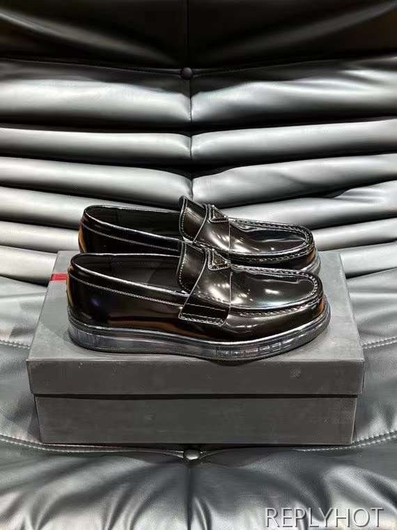 프라다 2024 스틸사피아노 와펜 페니 에어솔 로퍼 구두 신발