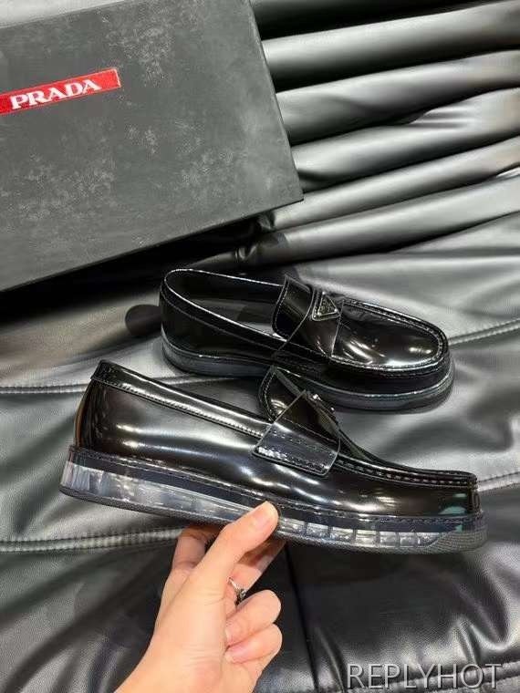 프라다 2024 스틸사피아노 와펜 페니 에어솔 로퍼 구두 신발
