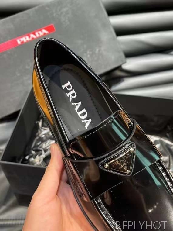 프라다 2024 스틸사피아노 와펜 페니 에어솔 로퍼 구두 신발