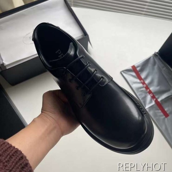 프라다 2024 로고 트라이앵글 와펜 옥스포드 더비 구두 로퍼