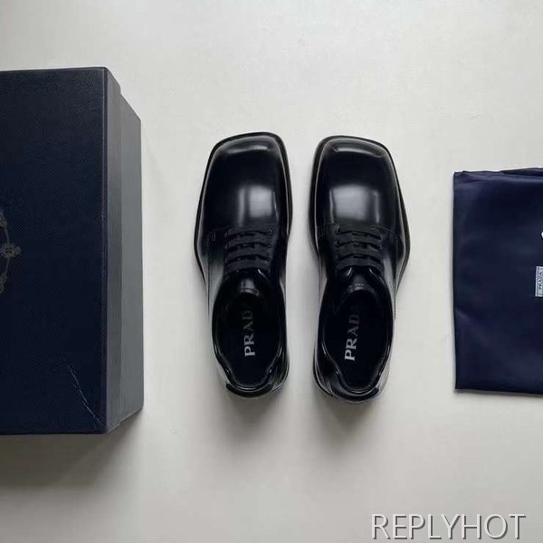 프라다 2024 트라이앵글 더비 슈즈 구두 로퍼