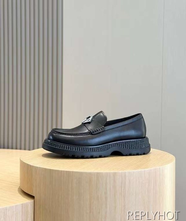 디올 2024 버팔로 페니 로퍼 CD버클 구두