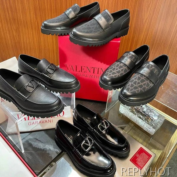 발렌티노 2024 V 페니 로퍼 구두 신발 슈즈
