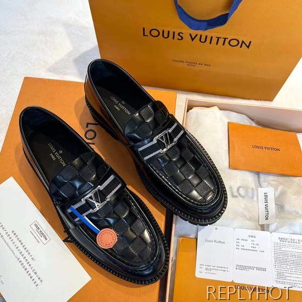 루이비통 2023 MAJOR 엠보 다미에 로퍼 구두 스니커즈 신발