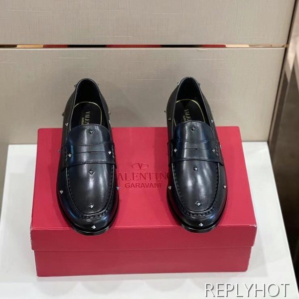 발렌티노 2023 락스터드 와펜 페니 로퍼 구두
