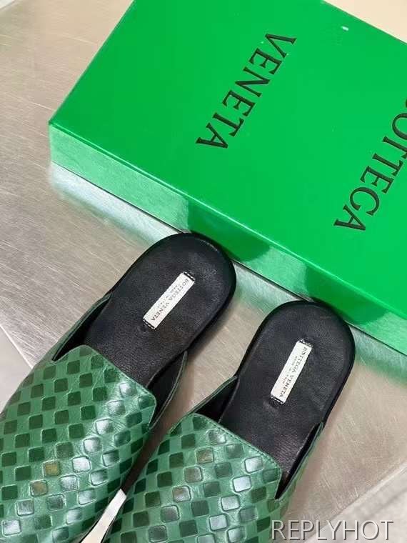 보테가베네타 2023 인트레치아토 패턴 블로퍼 뮬 샌들 슬리퍼 신발