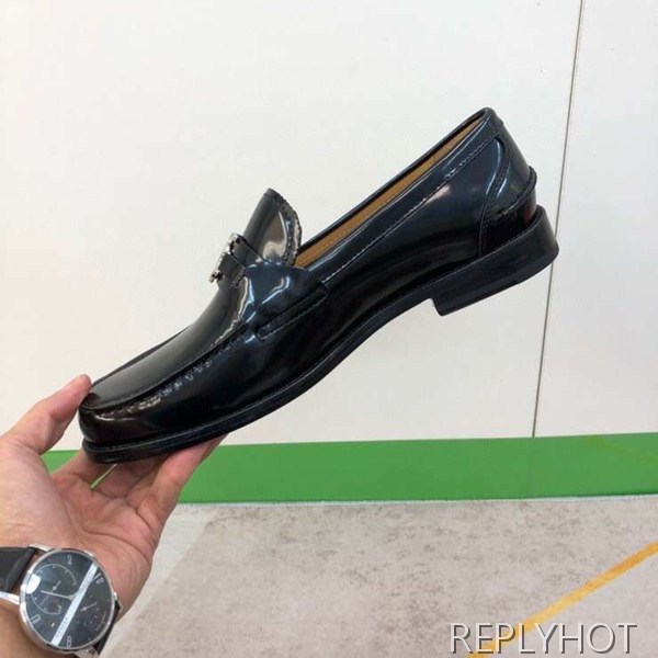 버버리 2023 TB와펜 페니 로퍼 구두 신발