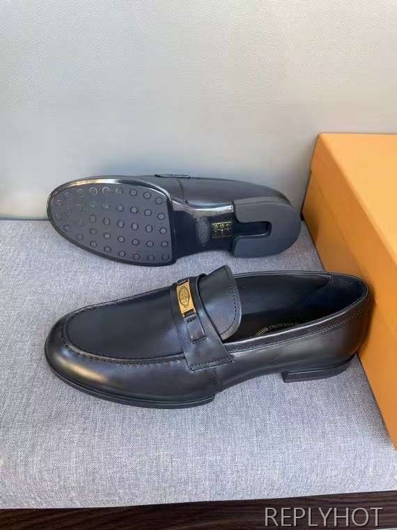 토즈 2022 골드 로고 와펜 페니 로퍼 구두 신발