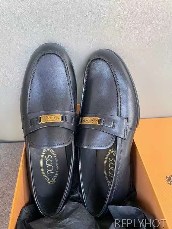 토즈 2022 골드 로고 와펜 페니 로퍼 구두 신발