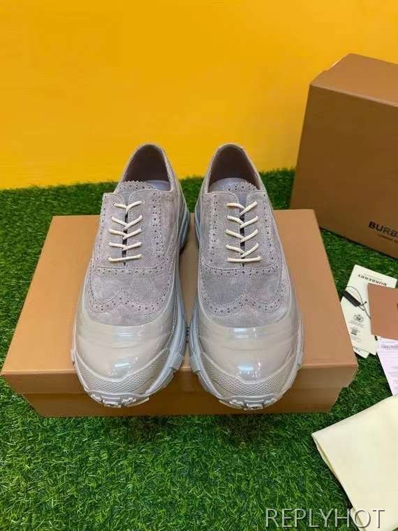 버버리 2022 윙팁 아서 스니커즈