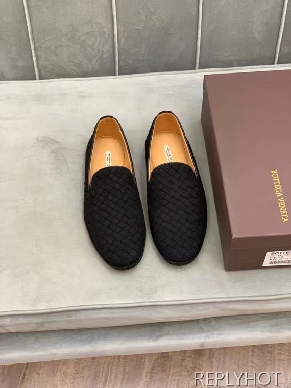 보테가베네타 2022 인트레치아토 로퍼 구두