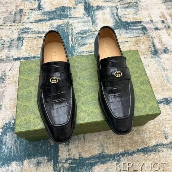 구찌 2022 인터로킹 페니 로퍼 엘리게이터패턴 블랙 컬러