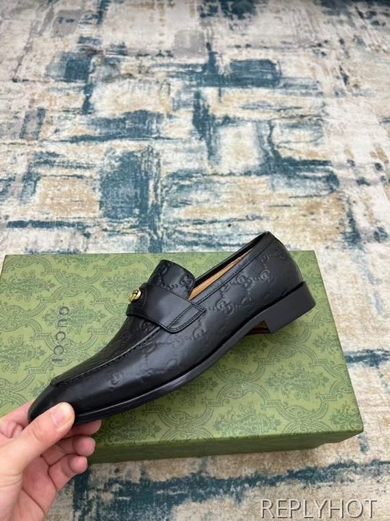 구찌 2022 인터로킹 페니 로퍼 GG웹 패턴 블랙 컬러