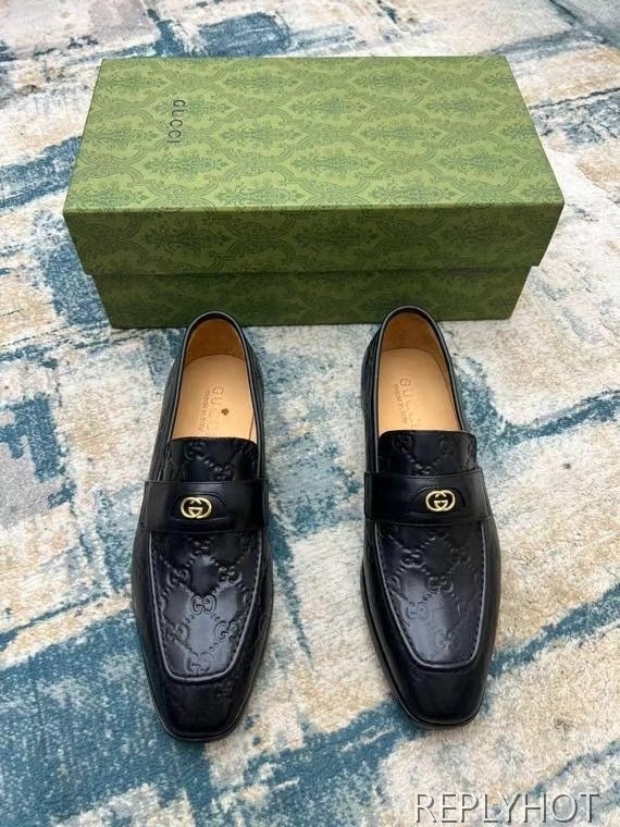 구찌 2022 인터로킹 페니 로퍼 GG웹 패턴 블랙 컬러