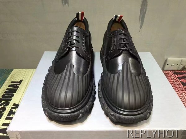 톰브라운 2022 러버솔 덕 슈즈