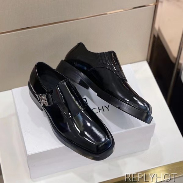 지방시 2022 4G버튼 스트랩 로퍼