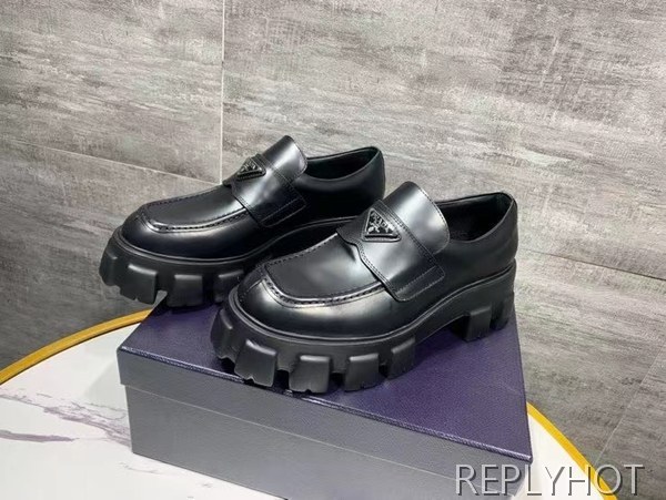 프라다 2022 모놀리스 브러시드 페니 로퍼