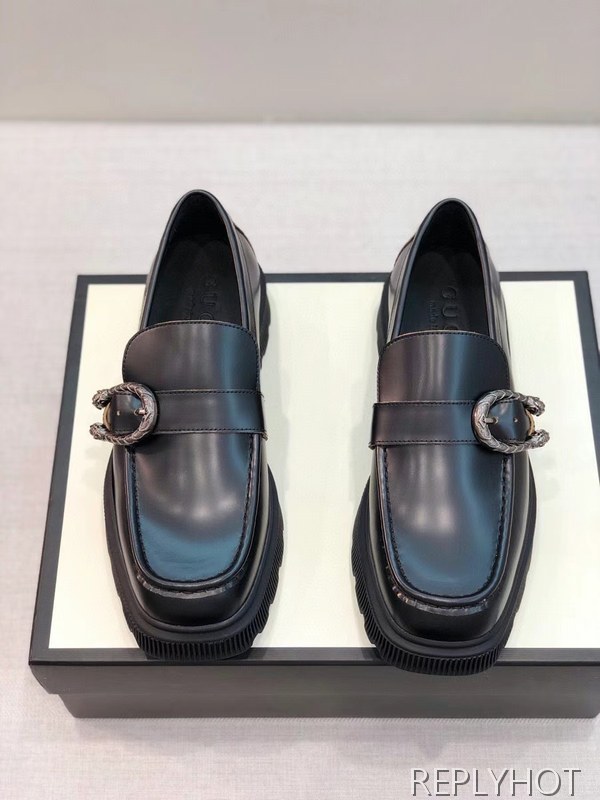 구찌 2021 오버솔 u버클 스트랩 로퍼