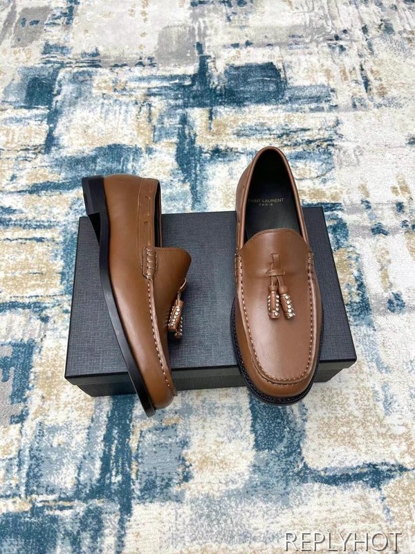 생로랑 2021 스터드 테슬 로퍼