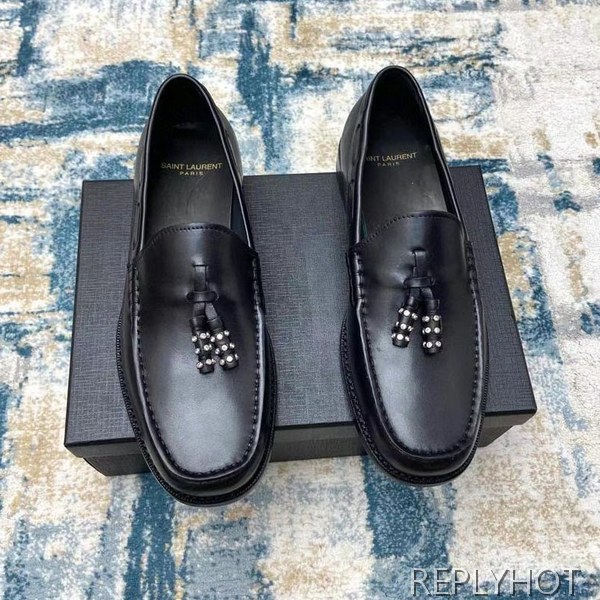 생로랑 2021 스터드 테슬 로퍼