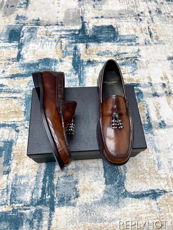 생로랑 2021 스터드 테슬 로퍼