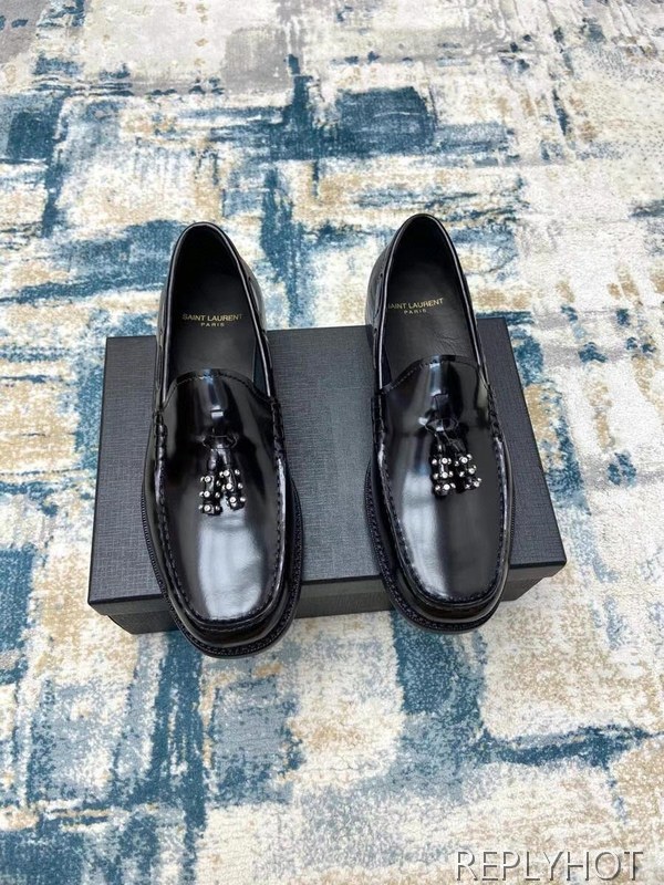 생로랑 2021 스터드 테슬 로퍼