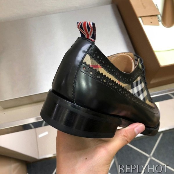 버버리 2021 브릿체크 배색 윙팁 구두