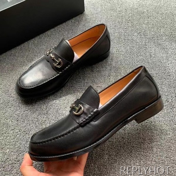 디올 2021 CD 와펜 버클 페니 로퍼