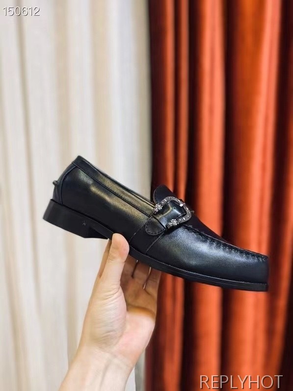 구찌 2021 앤티크 U버클 로퍼