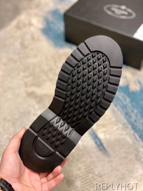 프라다 2020 윙팁 래이어솔 로퍼