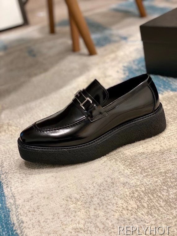 프라다 2020 로고 스틸와펜 크레페솔 페니 로퍼