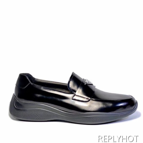 프라다 2020 사피아노 스틸와펜 러너솔 페니 로퍼