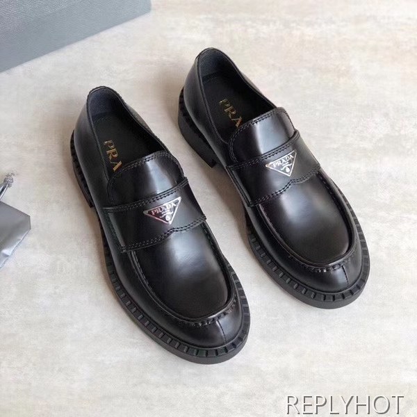 프라다 2020 사피아노 스틸와펜 페니 로퍼