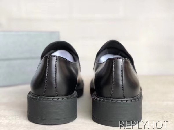 프라다 2020 사피아노 스틸와펜 페니 로퍼