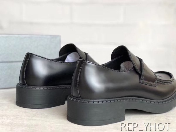 프라다 2020 사피아노 스틸와펜 페니 로퍼