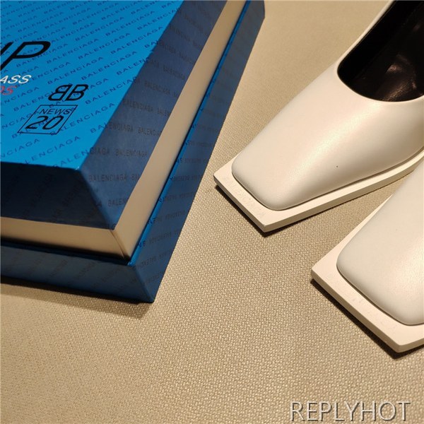 발렌시아가 여성용 구두 B98000-4 2020/신상