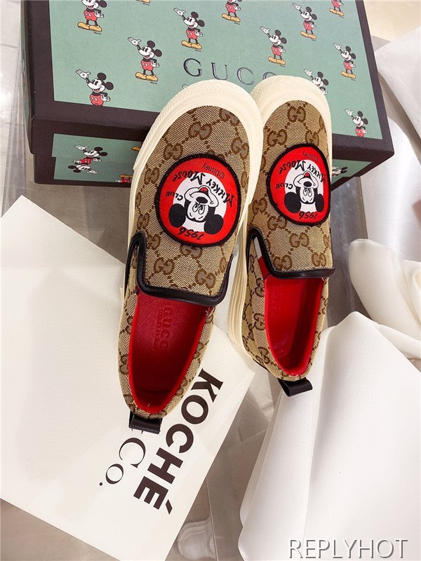 구찌  여성용 로퍼 G0010