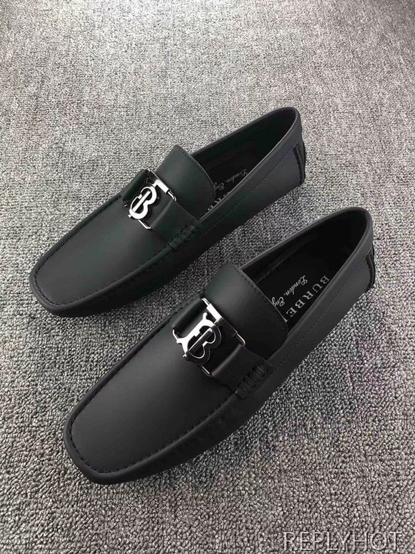 19신상 버버리 남자 로퍼 585552-3