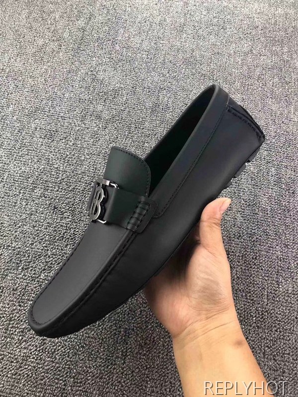 19신상 버버리 남자 로퍼 585552-3