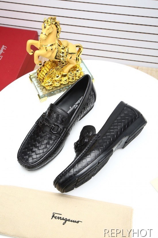 Ferragamo  2020 Mens Leather Loafer