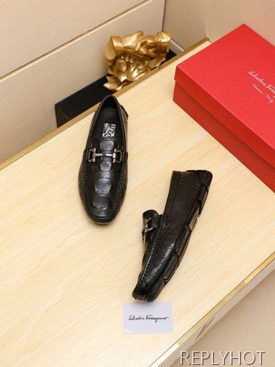 Ferragamo  2020 Mens Leather Loafer