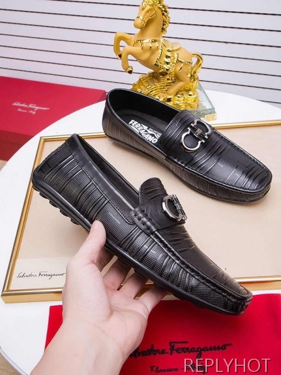Ferragamo  2020 Mens Leather Loafer