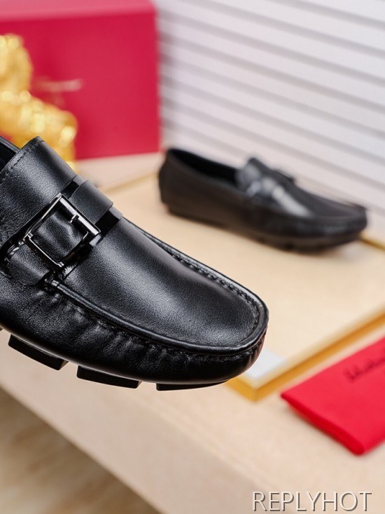 Ferragamo  2020 Mens Leather Loafer