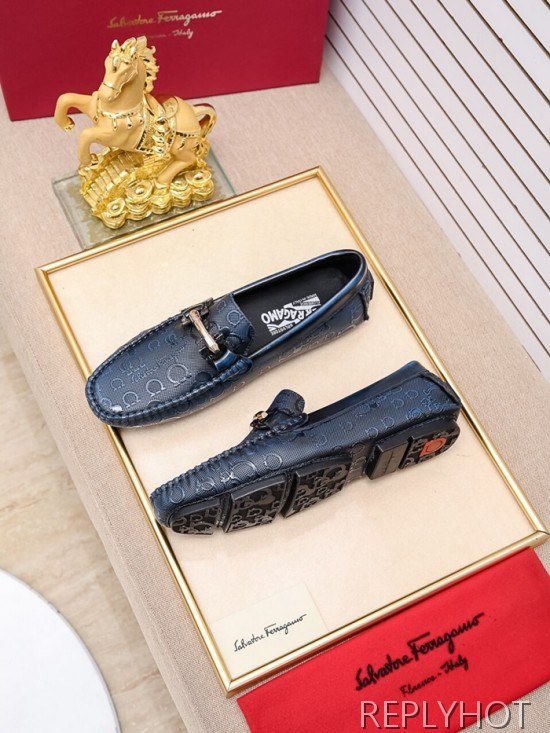 Ferragamo  2020 Mens Leather Loafer