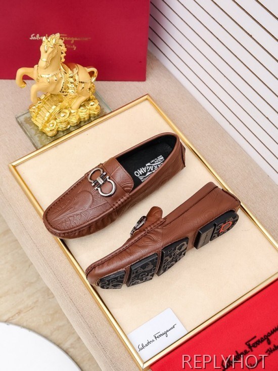 Ferragamo  2020 Mens Leather Loafer