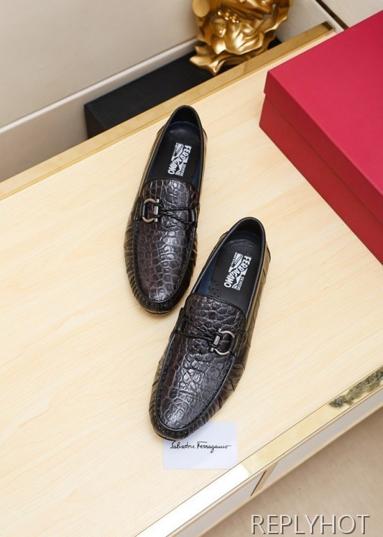 Ferragamo  2020 Mens Leather Loafer