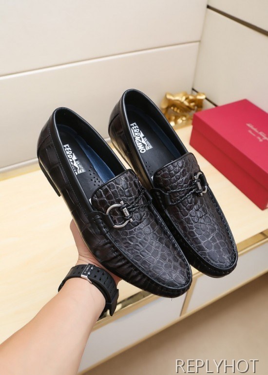 Ferragamo  2020 Mens Leather Loafer
